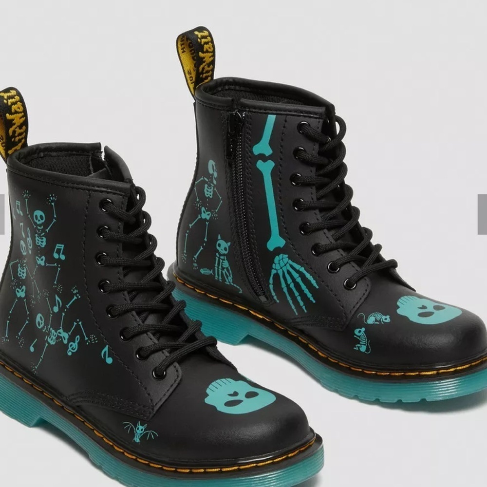 DR. MARTEN Kids Glow in the Dark Skeleton Combat Style Boots Skelly Print Hydro